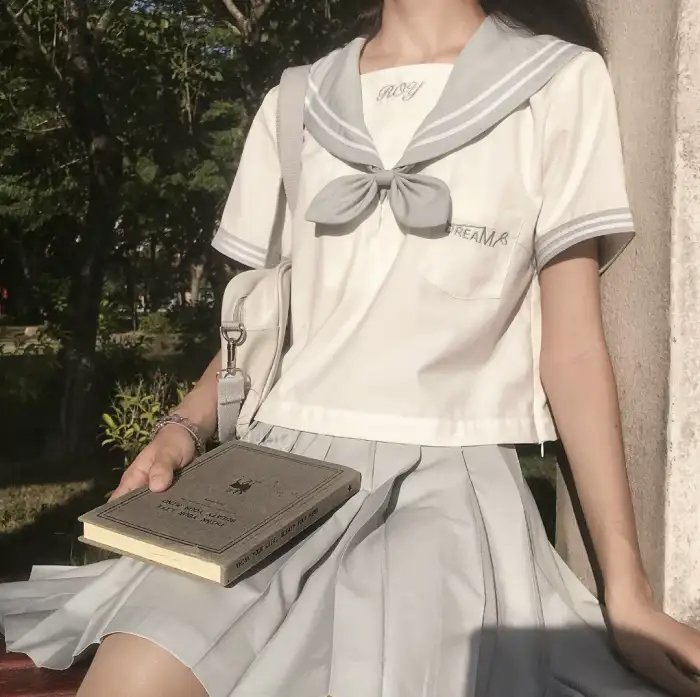 新版：待千帆尽